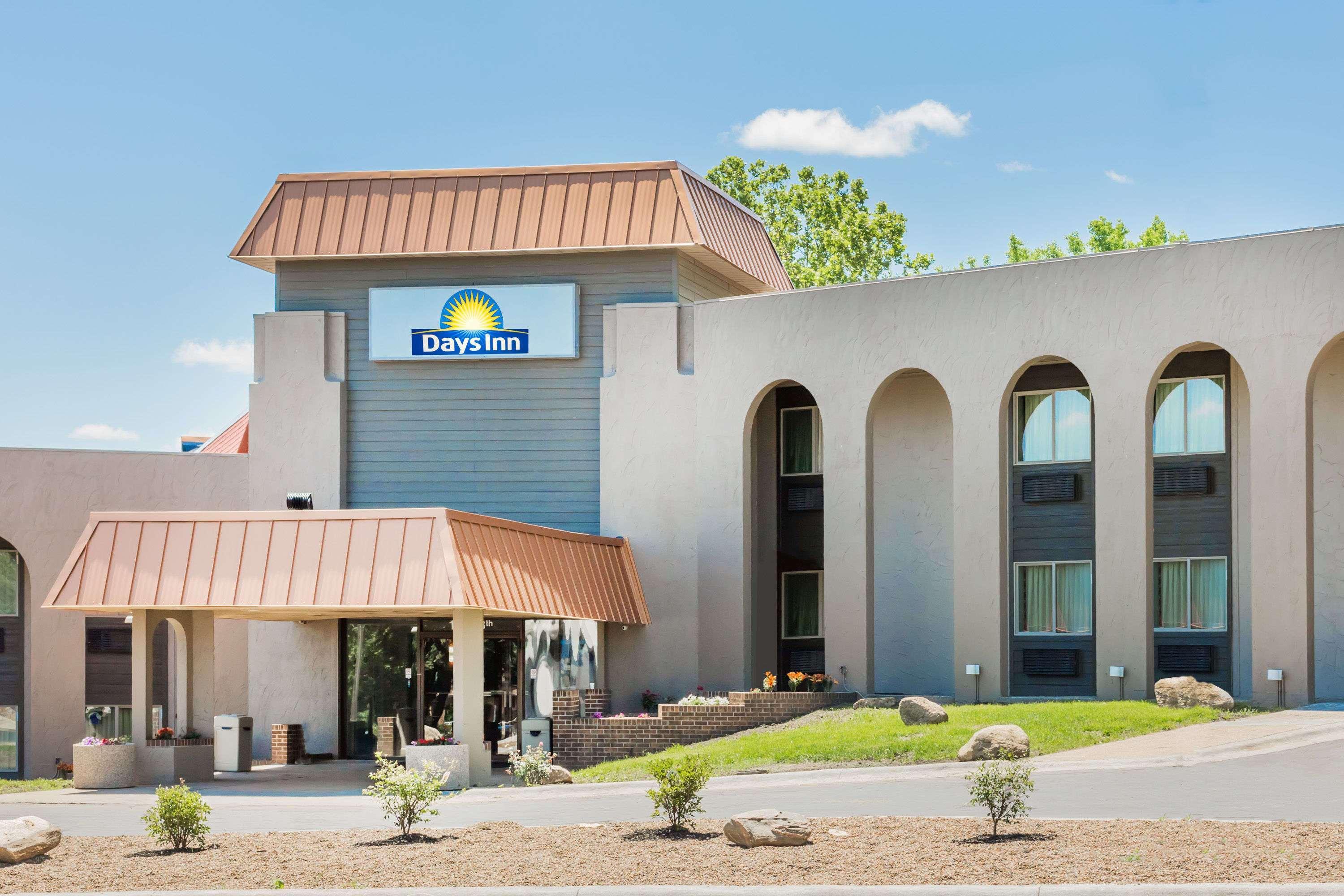 Days Inn By Wyndham West Des Moines Exteriér fotografie