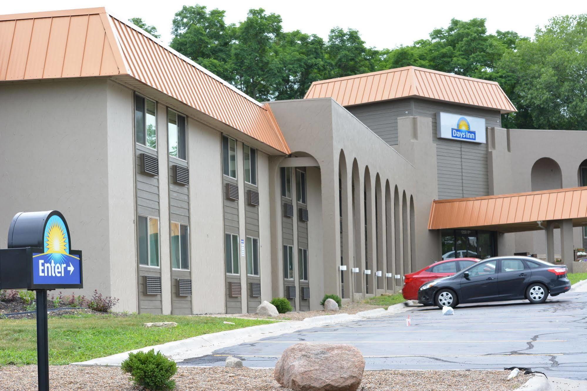 Days Inn By Wyndham West Des Moines Exteriér fotografie
